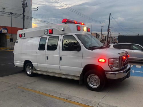 Imagen 5 de 15 de Ford Ambulancia T2 Econoline