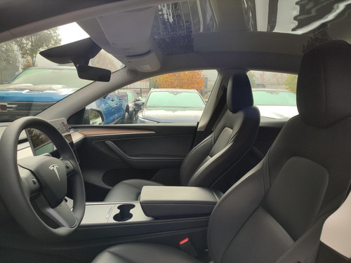 Tesla MODEL Y LONG RANGE DUAL MOTOR 4WD