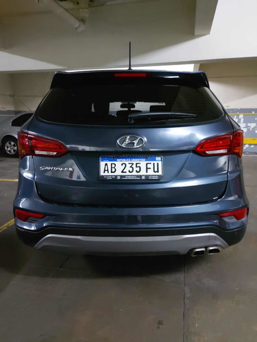 Hyundai Santa Fe 2.4 Seguridad 7as 6at 2wd 2017