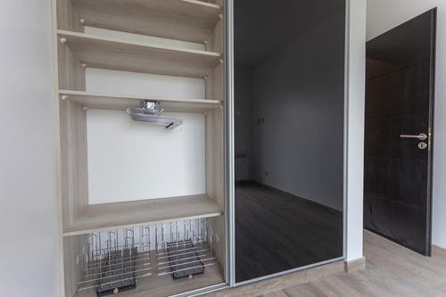Imagen 28 de 30 de Dto 4 Ambientes Con Terraza,piscina Y Tobogan Propia !!!