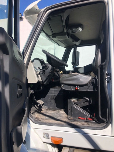 Imagen 11 de 15 de International Roll Off 2013 Equipo Galbreath 60 Mil Libras