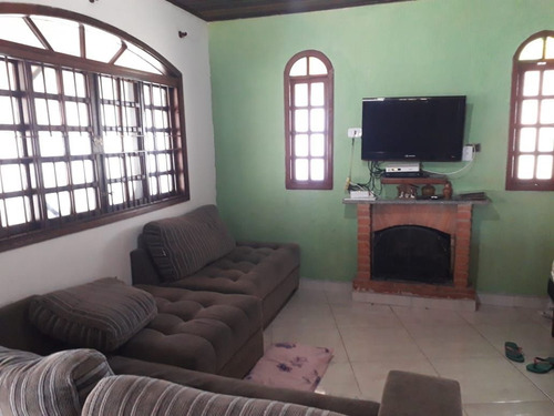 Imagem 4 de 14 de Chácara Ibiuna 1.200 Mts Casa, Piscina, Boa Localização!!!!