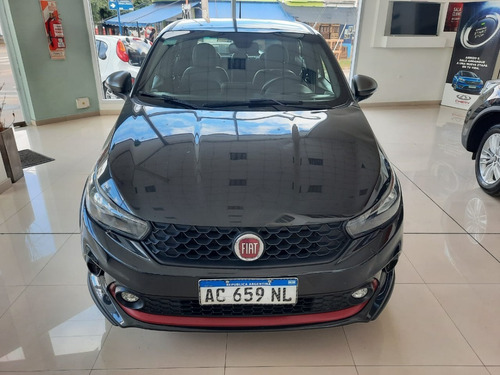 Fiat Argo Hgt 1.8 Mt Única Mano 2018 55.000 Km. Negro
