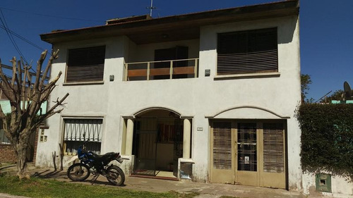 Amplio Chalet, 5 Ambientes, La Matanza, Villa Luzuriaga