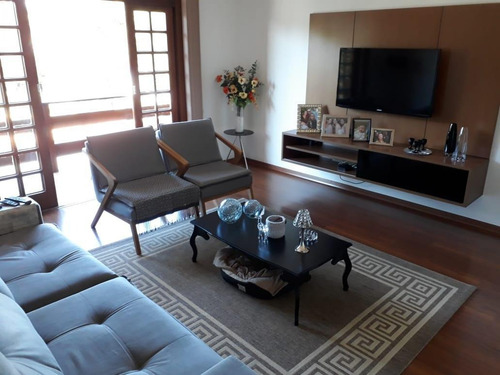 Imagem 10 de 15 de Casa Para Venda Em Teresópolis, Granja Guarany, 3 Dormitórios, 1 Suíte, 1 Banheiro, 2 Vagas - C-549_2-1217589