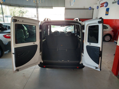 Imagem 7 de 11 de Fiat Doblò 1.8 Mpi Essence 16v Flex 4p Manual