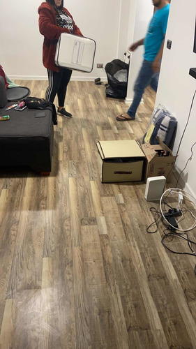 Imagen 1 de 5 de Piso Flotante 7 Y 8 Mm Instalado Desde 15990 Mojostore