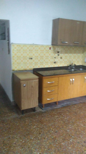 Imagen 13 de 23 de Casa Con Fondo Y Garage Pasante!!!