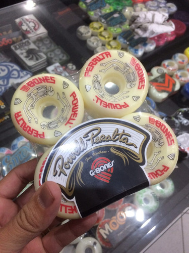 Roda Bones Powell Peralta 64mm 97a