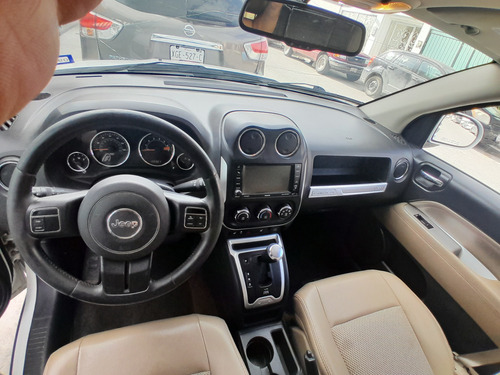 Jeep Compass 2.4 Litud 5vel 4x2 At