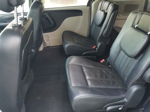 Imagen 9 de 14 de Dodge Caravan Stx Color Blanco 2017 At