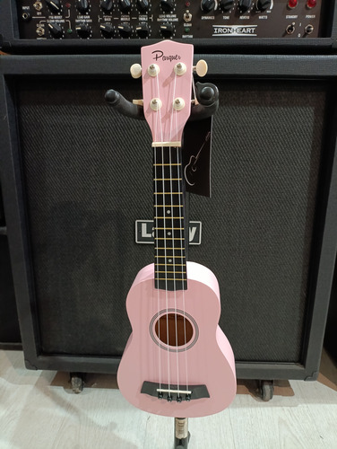Ukelele Soprano Parquer Rosa Fzu.002 Funda (Usado)