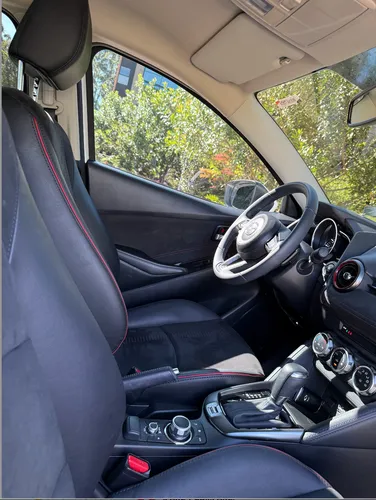 Mazda 2 Sedan Gtlx La Version Mas Equipada!