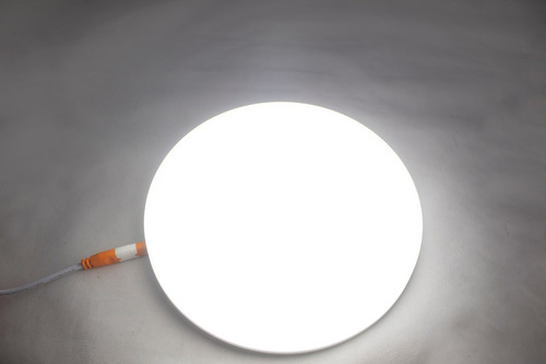 Lampara Led Spot Ajustable 30w Luz Blanca Caja O Bote 12 Cm Estructura Blanco