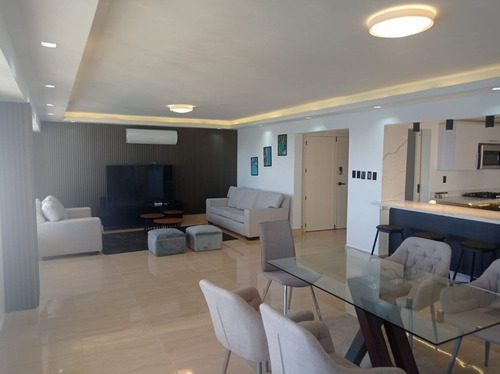 Apartamento En Alquiler Zona Universitaria