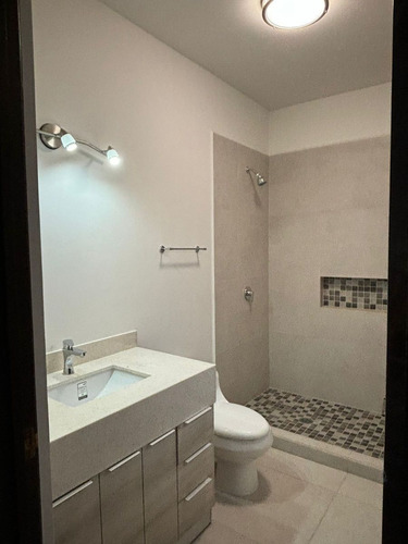 Nueva Y Moderna Casa En Venta En Rivello