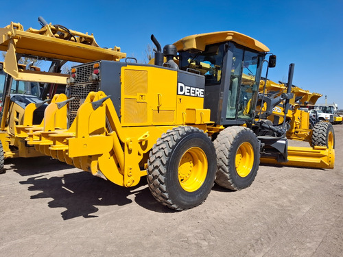 Motoconformadora John Deere 672d 2006