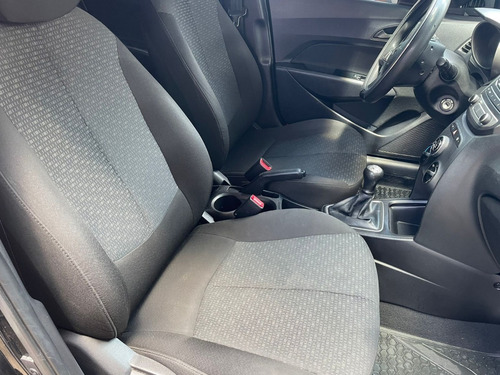 Imagem 4 de 8 de Hyundai Hb20 Comfort 2017