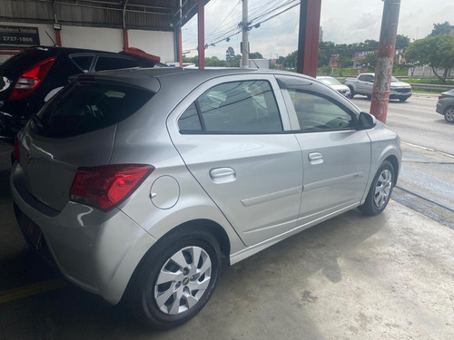 Chevrolet Onix 1.0 Lt 5p