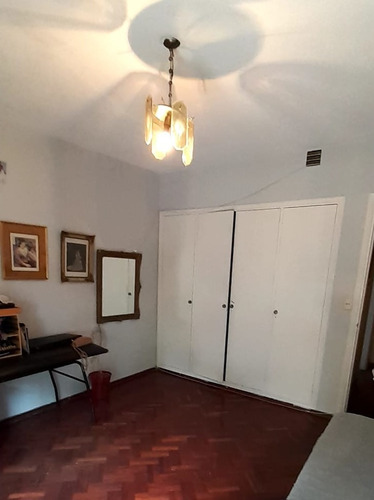 Casa En El Corazón De Punta Carretas 7 Dormitorios Y Fondo
