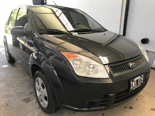 Ford Fiesta Max 1.6 Ambiente Plus