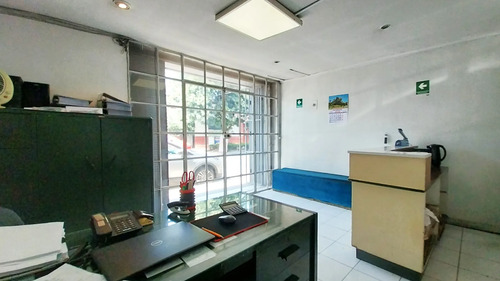 Arriendo Oficina Comercial Varios Usos Cocina Baños Santiago