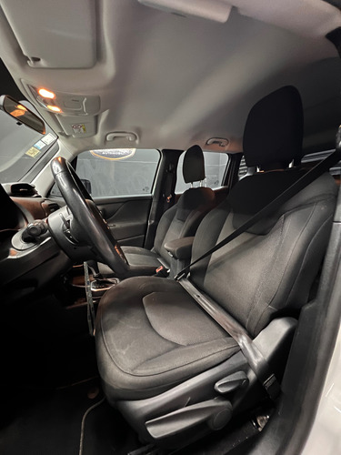 Jeep Renegade 1.8 Sport At
