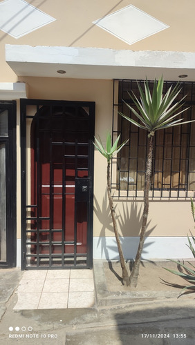 Casa De 2 Pisos En Remate En Ciudad Del Deporte, Ventanilla.