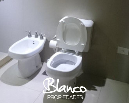 Imagen 5 de 11 de Oportunidad! Importante Oficina Muy Espaciosa Y Luminosa En El Edificio Riviera Park