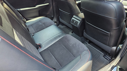 Toyota Camry 3.5 Xle V6 At