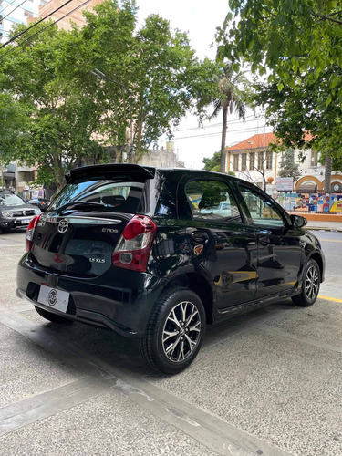 Imagen 12 de 18 de Toyota Etios 2022 1.5 Xls At