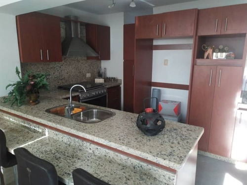 Imagen 3 de 9 de Gabriel Rivas Vende Town House En Res. Tierra De Gracia Cod: Inth-022