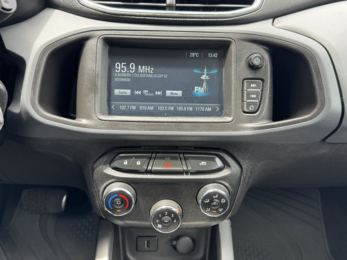 Chevrolet Onix 1.4 MPFI ACTIV 8V FLEX 4P AUTOMÁTICO