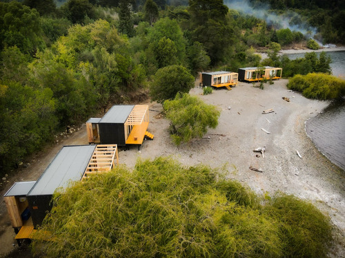 Hermosos Refugios Frente Al Lago Puyehue, Para Inversion.