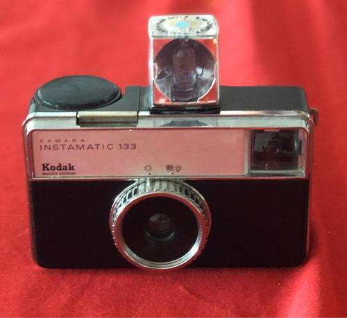 Cámara Kodak Instamatic 133