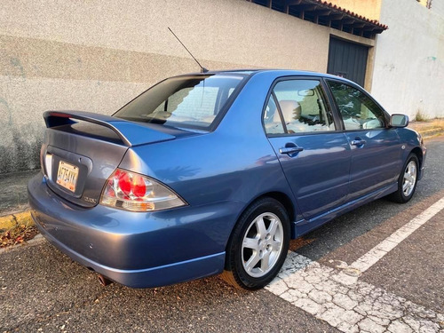 Imagen 3 de 7 de Mitsubishi Lancer Touring 2013 4x2 Sincrónico