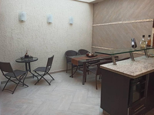 Imagen 9 de 16 de Yosmar & Fernando Venden Townhouse En Trigal Norte, Res. Monte Plata. Lemth - 163 Solo Clientes