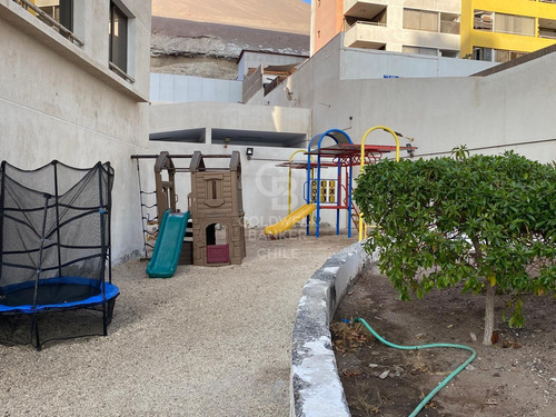 Hermoso Departamento Con Vista Al Mar, Sector Sur.