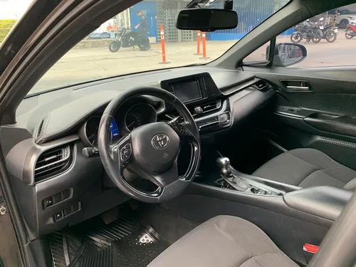 Toyota CH-R 2.0 Cvt