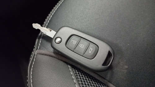 Imagen 24 de 25 de Renault Sandero Intense Cvt 1.6