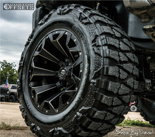 Llanta Nitto Mud Grappler 35x12.50 R20 121q