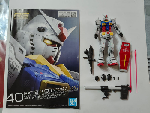 Bandai 1/144 Rg Gundam Rx-78-2 2.0 (montaje Completado)