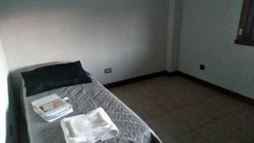 Imagen 22 de 29 de Casa En Alquiler Por Día Y Eventos 7 Ambientes Con Piscina
