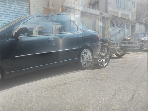 Fiat Siena 2002 1.0 16v Elx 4p