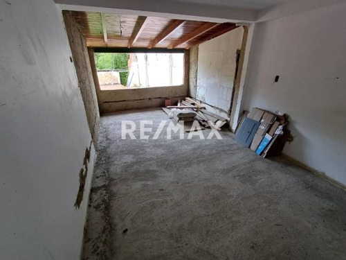 Imagen 9 de 12 de Townhouse En Venta En La Bonita
