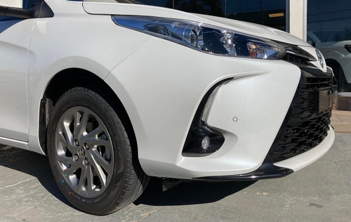 Imagen 14 de 15 de Toyota Yaris 5 Ptas 1.5 16v Vvt-i Xls Cvt 0km My2023