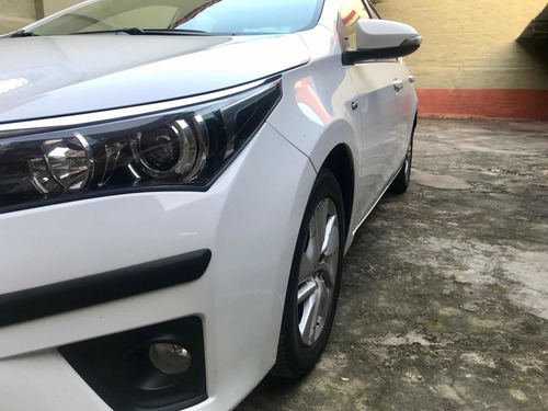 Imagen 9 de 14 de Toyota Corolla 1.8 Xei Cvt 140cv 2016