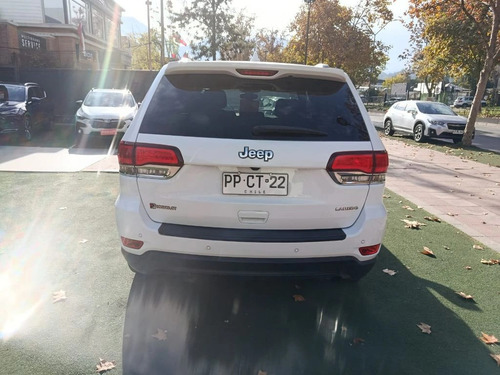 Jeep Grand Cherokee Laredo 4X2 3.6L