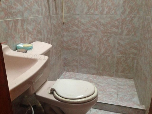 Imagen 28 de 30 de Casas En Venta Cabudare La Puerta, Selena Pacheco Telf. 04245197639 Codigo 22-13547 Lara, Venezuela