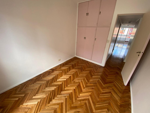 Alquiler Departamento 3 Amb Con Dependencia Y Cochera